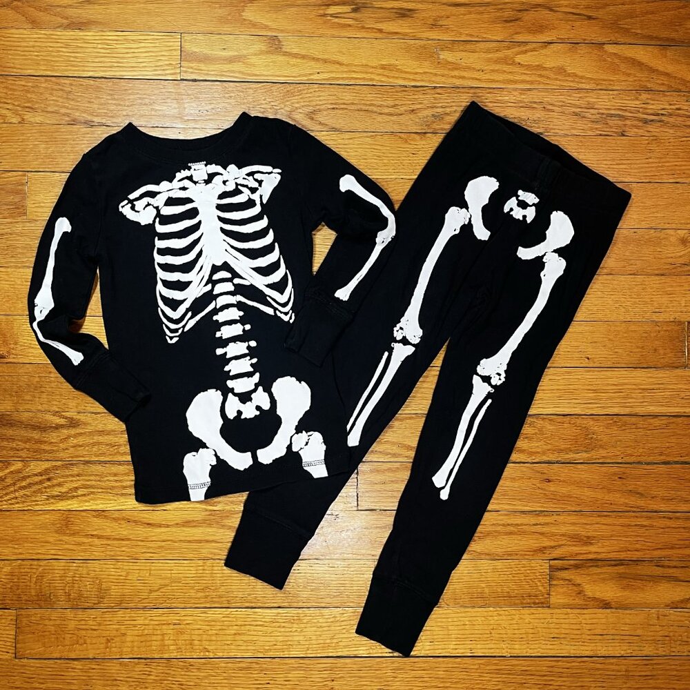 GAP Kids Skeleton Pajama Set